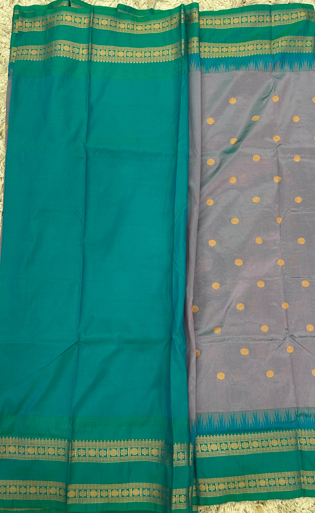 Ilkal pattu small buta with gap border saree