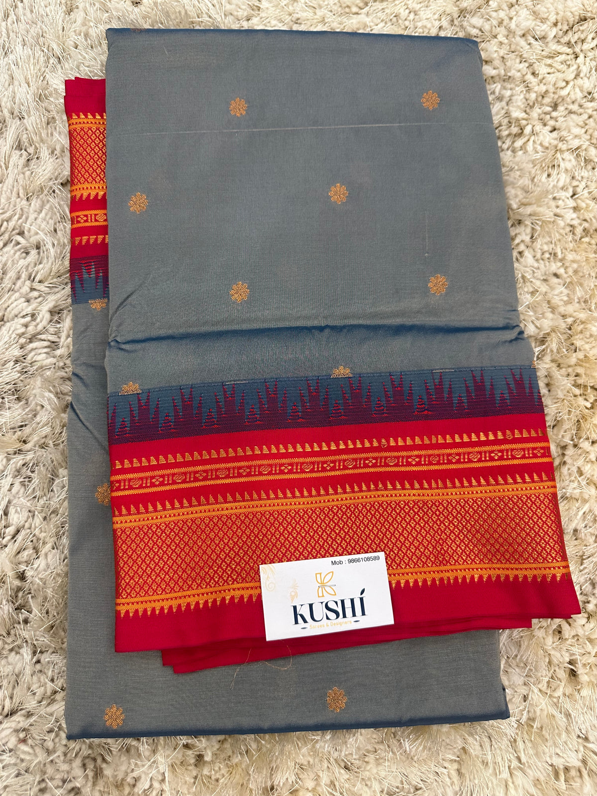 Ilkal pattu small buta with temple Border saree