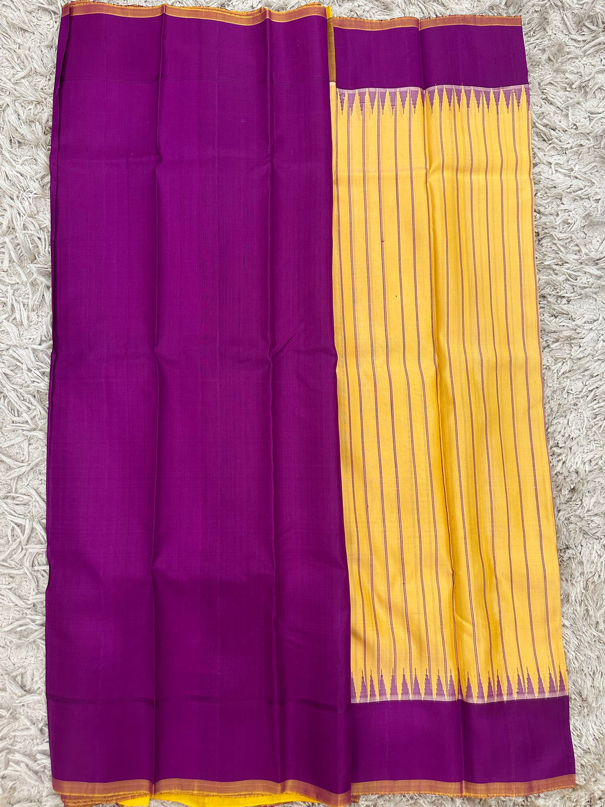 Gadwal pattu lines with plain border saree