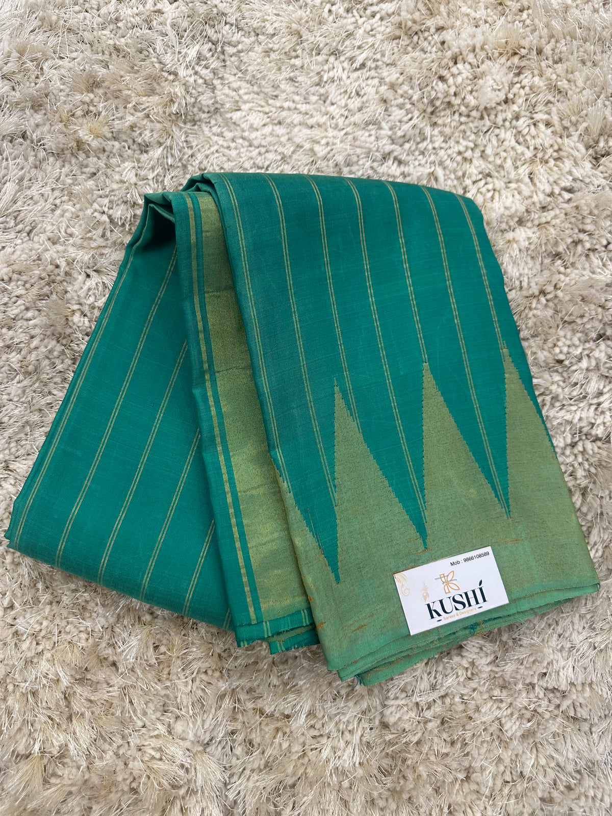 Gadwal pattu temple border saree