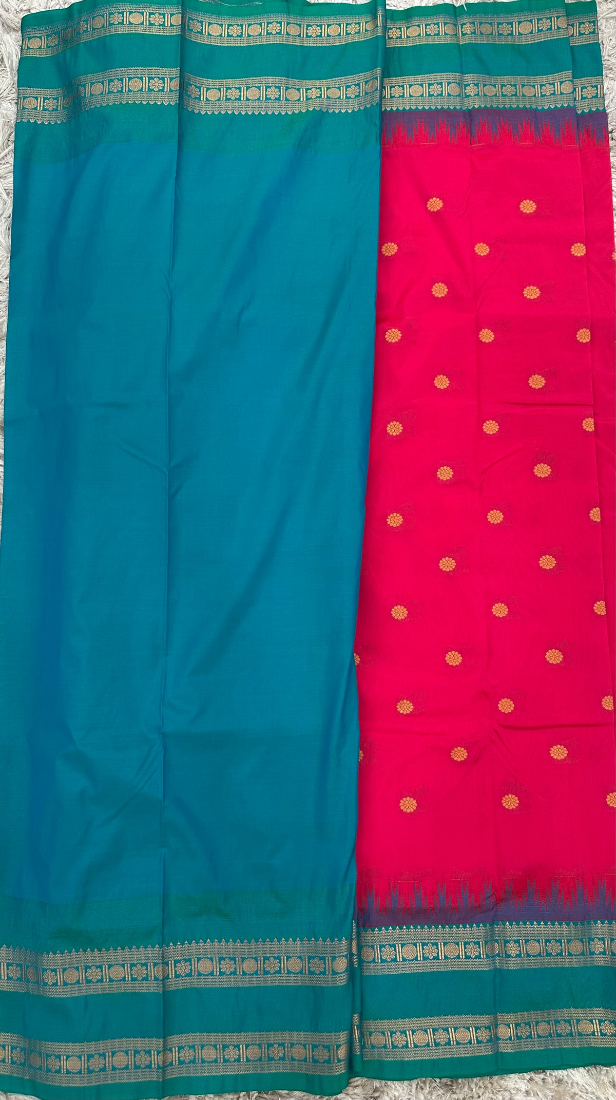 Ilkal pattu small buta with gap border saree