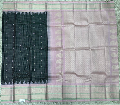 Gadwal Pattu with Big Kanchi Border Saree