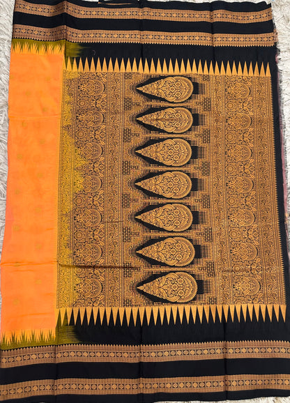 Ilkal pattu small buta with gap border saree