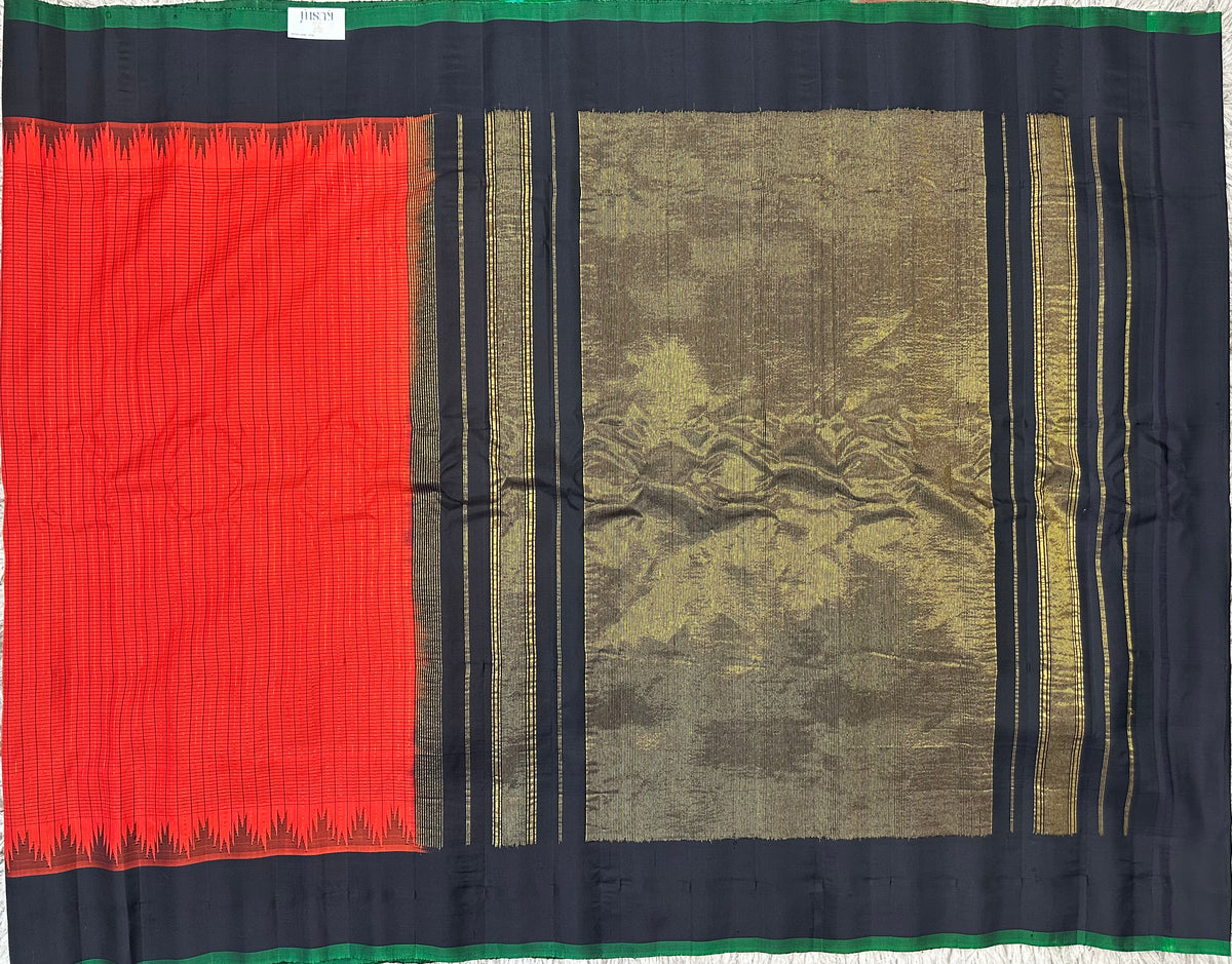 Red checks with plain border Gadwal pattu saree