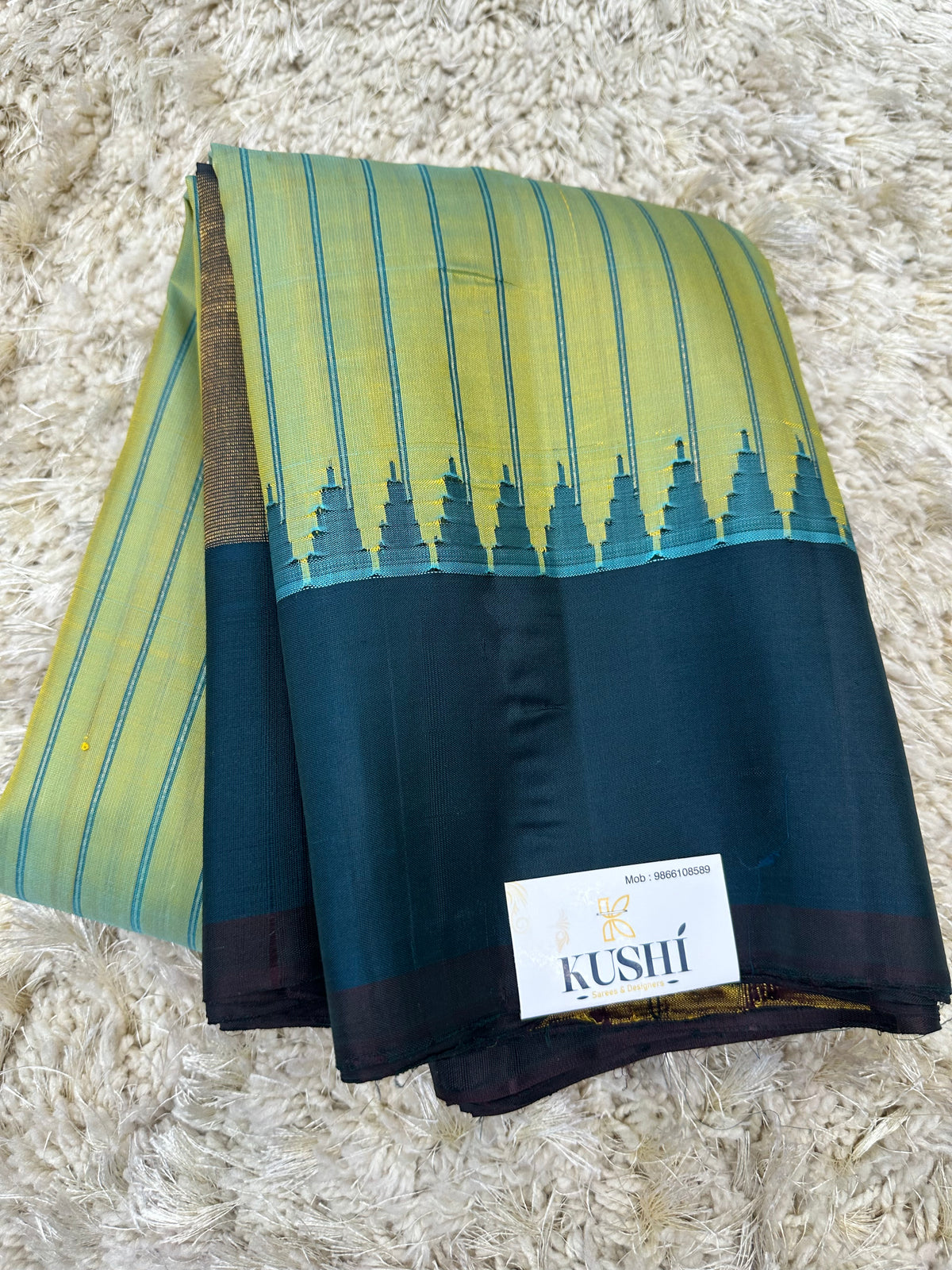 Gadwal pattu plain border saree