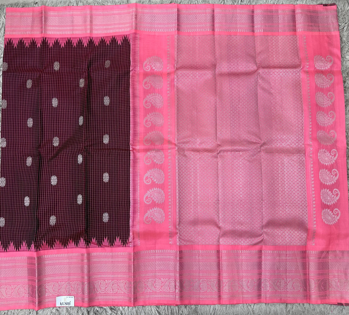 Gadwal Pattu with Big Kanchi Border Saree