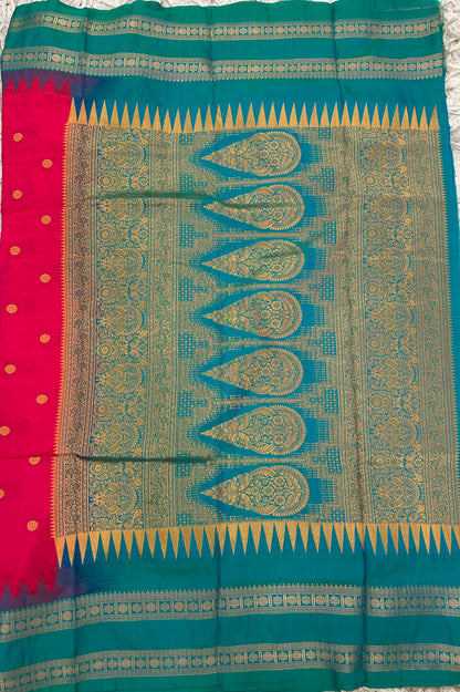 Ilkal pattu small buta with gap border saree
