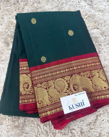 Dark green vintage kanjivaram pattu saree