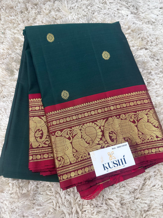 Dark green vintage kanjivaram pattu saree