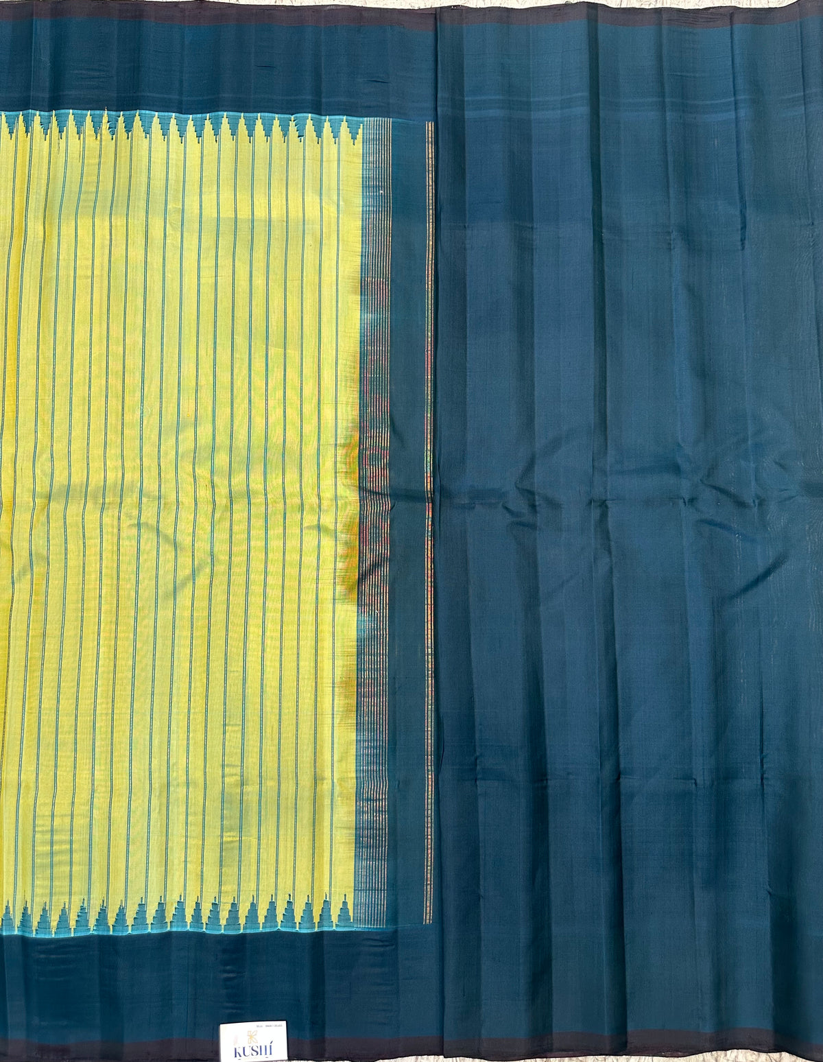 Gadwal pattu plain border saree