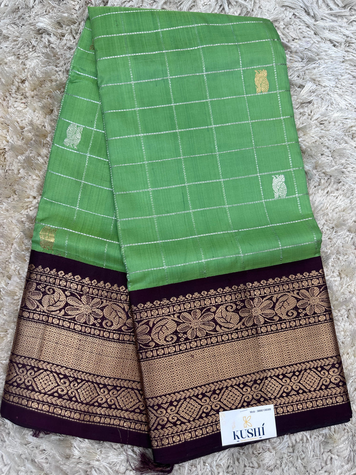 Green Checks Venkatgiri Pattu Saree