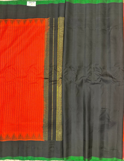 Red checks with plain border Gadwal pattu saree