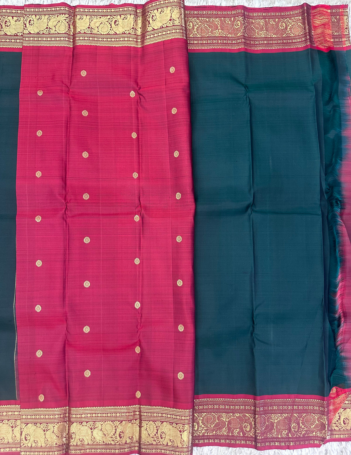 Dark green vintage kanjivaram pattu saree