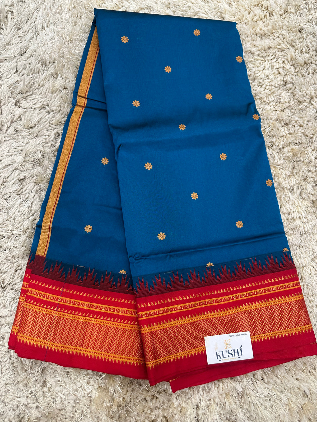 Ilkal pattu small buta with temple Border saree